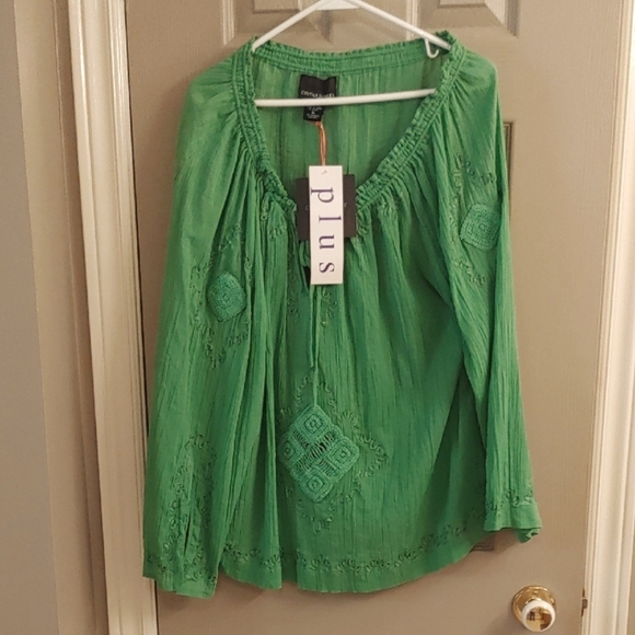 Cynthia Rowley Tops - NWT Green Cotton Bohemian Embroidered Tunic 1X